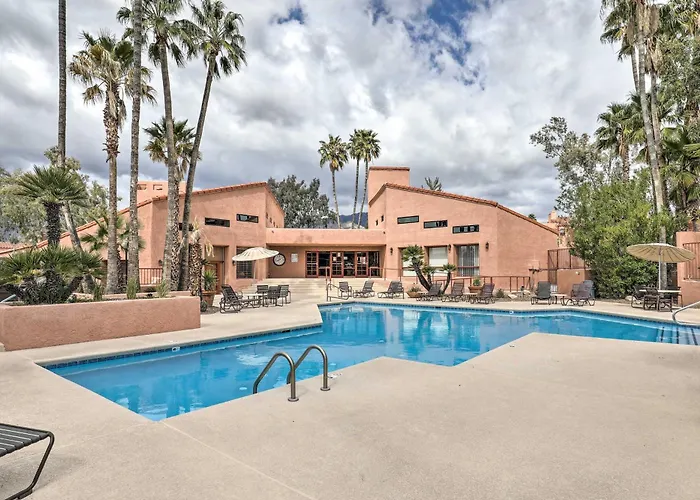 3 Mi To Sabino Canyon: W/ Perks! Holiday home *