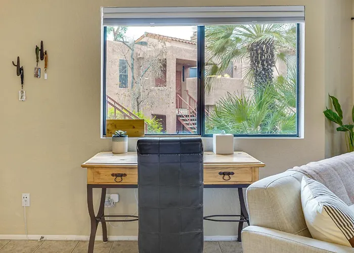Holiday home 3 Mi To Sabino Canyon: W/ Perks! Tucson