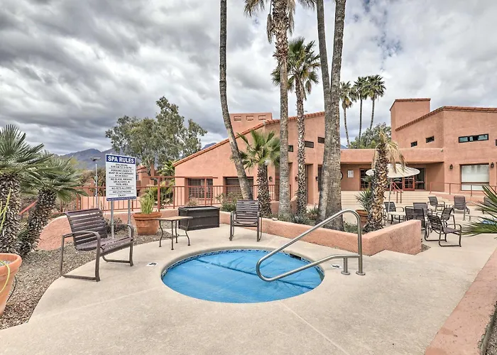 Holiday home 3 Mi To Sabino Canyon: W/ Perks! *