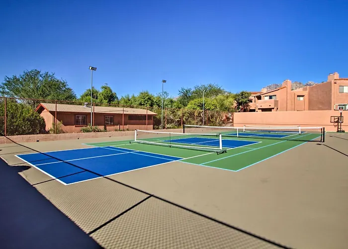 Holiday home 3 Mi To Sabino Canyon: W/ Perks! Tucson